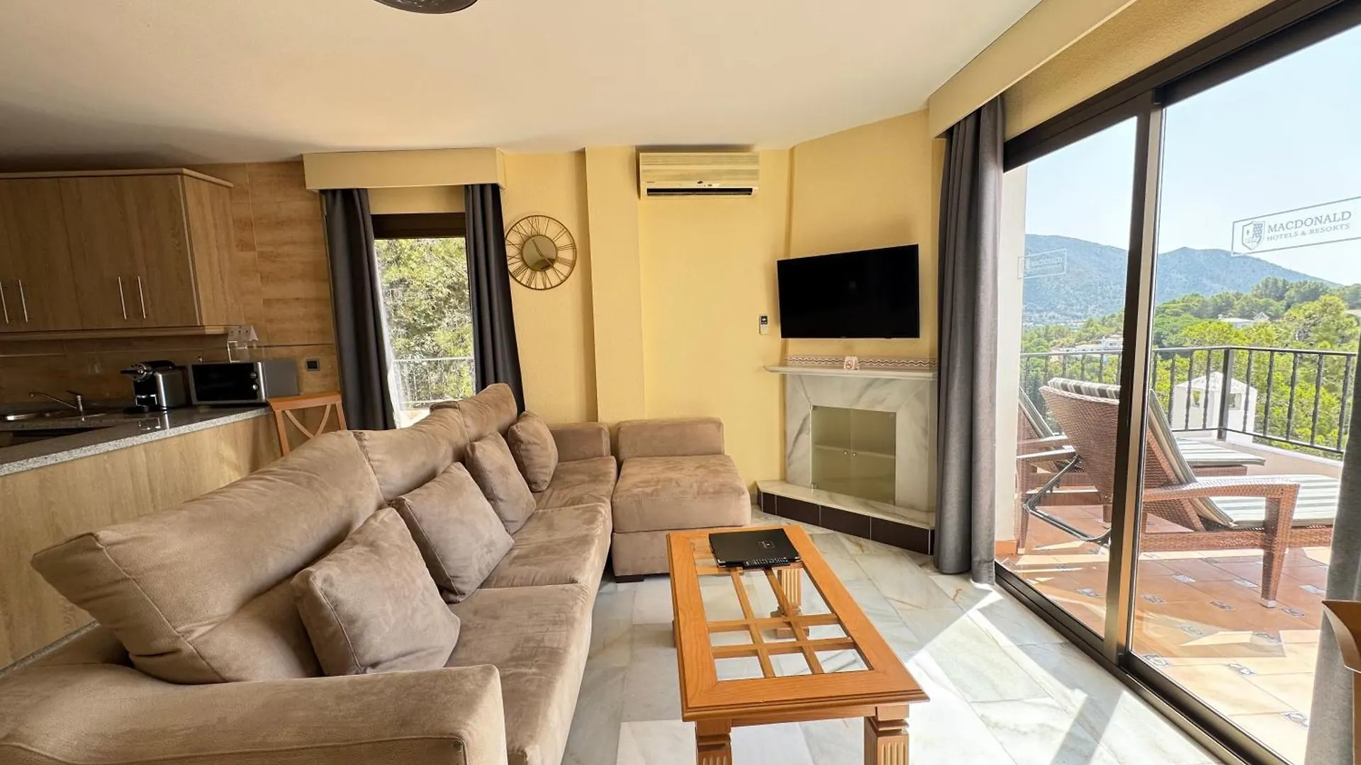 Macdonald La Ermita Resort Михас